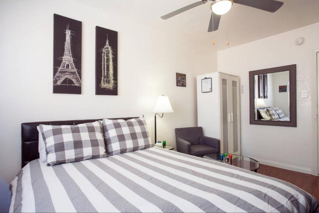 Hollywood Deluxe Suites Лос Анджелис Екстериор снимка